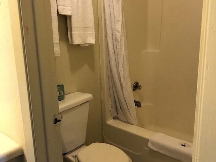 호텔 Glen Rose Inn And Suites