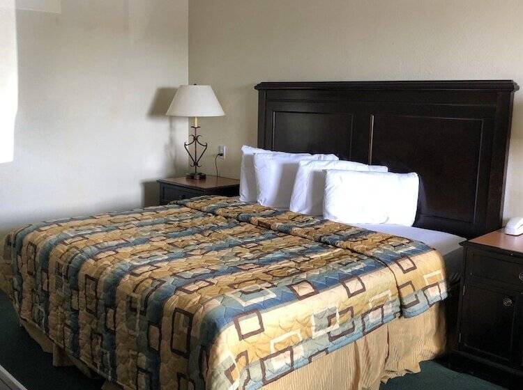 호텔 Glen Rose Inn And Suites