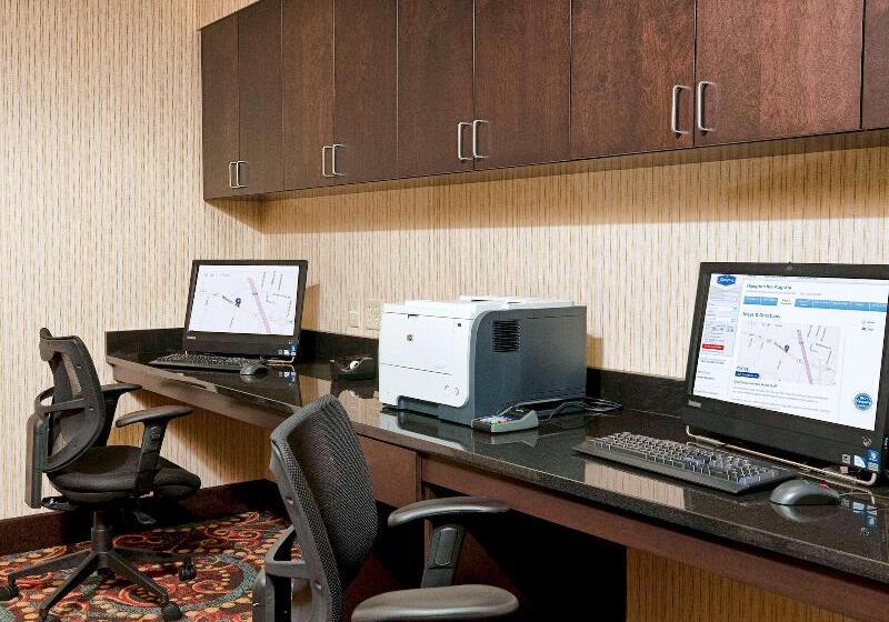فندق Hampton Inn Augusta