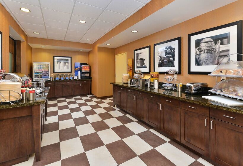 فندق Hampton Inn Clinton, Ia