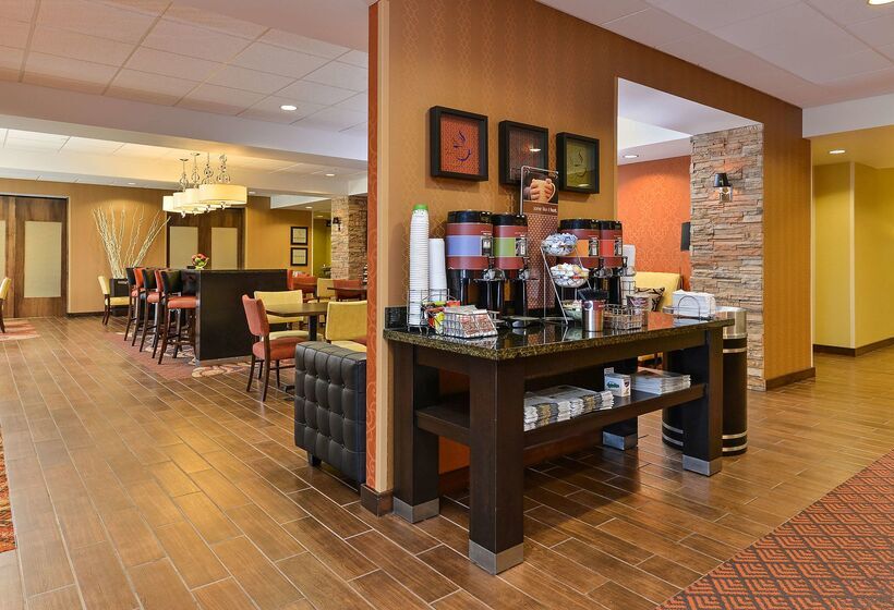 فندق Hampton Inn Clinton, Ia
