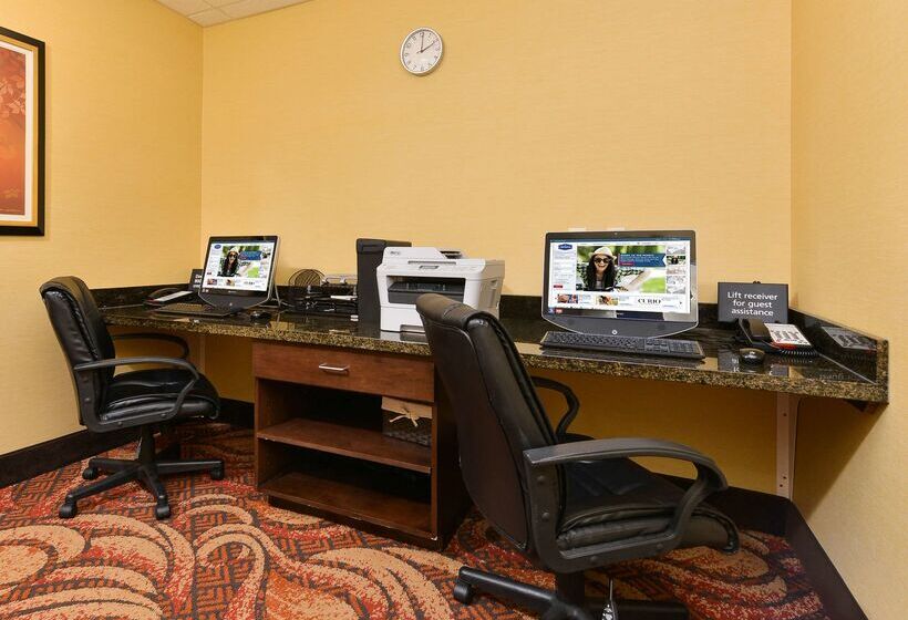 فندق Hampton Inn Clinton, Ia