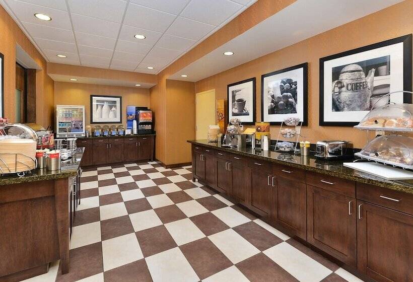 فندق Hampton Inn Clinton, Ia