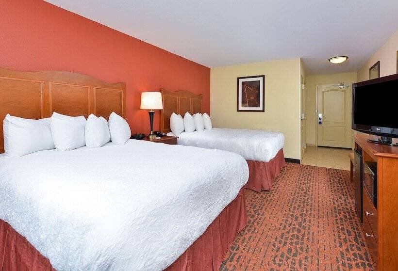 فندق Hampton Inn Clinton, Ia