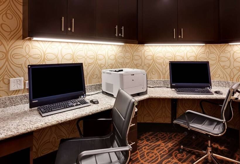 בית מלון כפרי Hampton Inn Seneca Falls