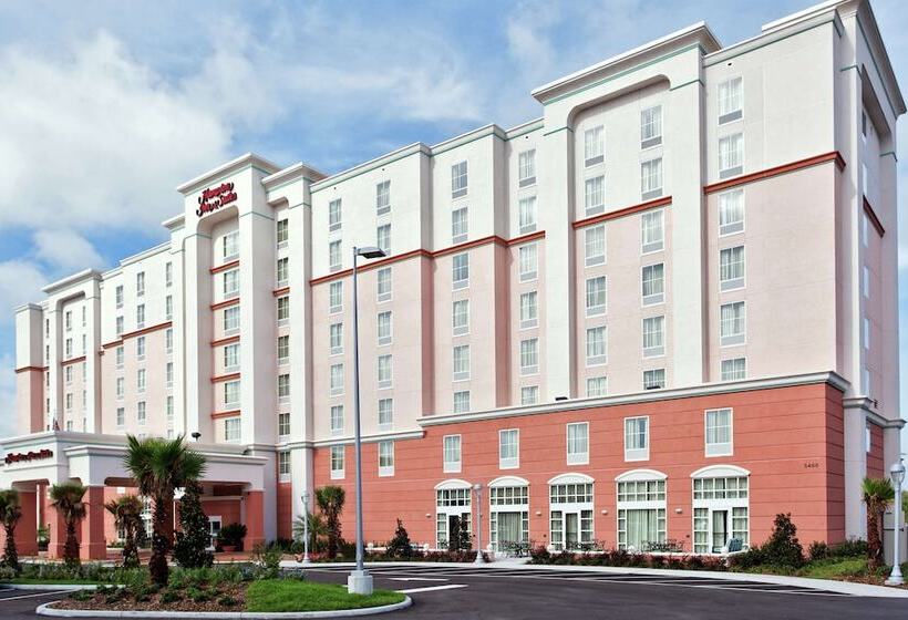 Отель Hampton Inn & Suites Orlando Airport @ Gateway Village