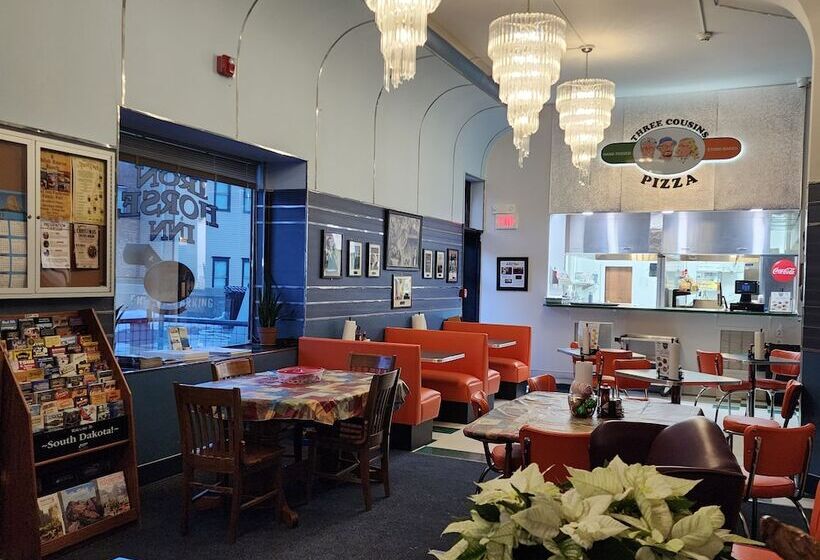 فندق Historic Iron Horse Inn   Deadwood