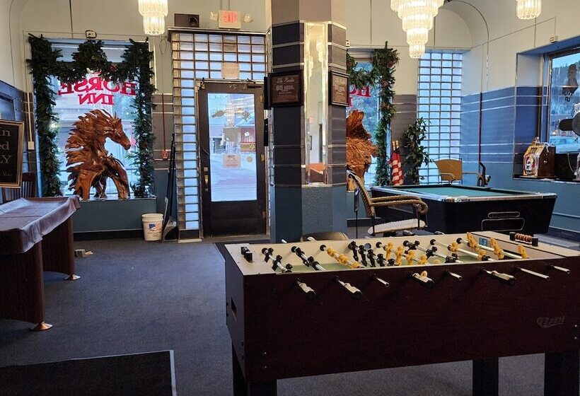 فندق Historic Iron Horse Inn   Deadwood