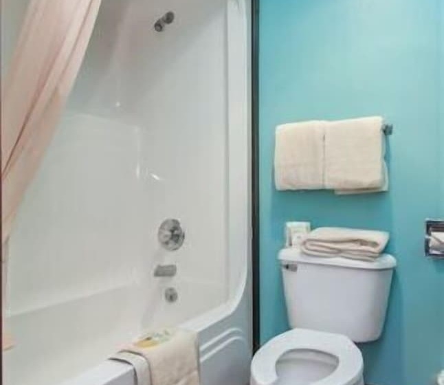 فندق Historic Iron Horse Inn   Deadwood