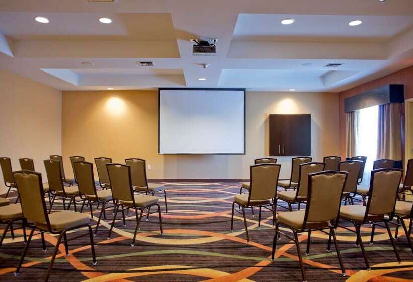 Holiday Inn Express Hotel & Suites Prattville South, An Ihg