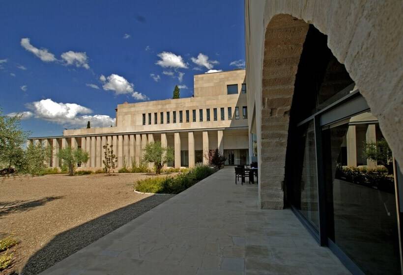 Hotel Hostatgeria De Poblet