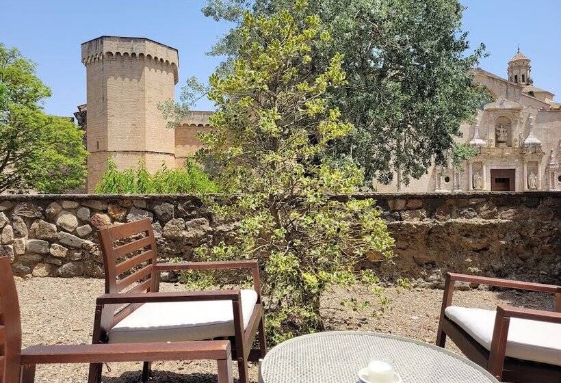 Hotel Hostatgeria De Poblet