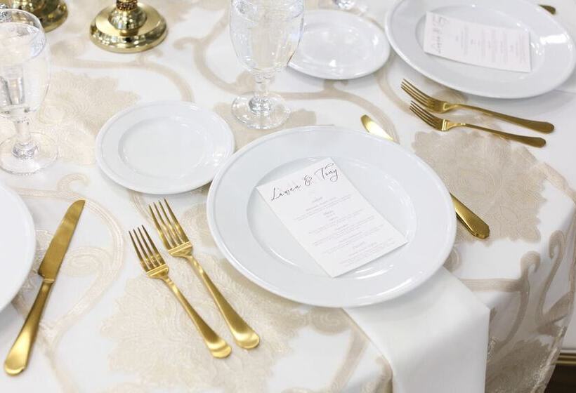 酒店 La Mer Beachfront Resort