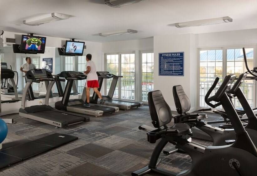 酒店 La Mer Beachfront Resort