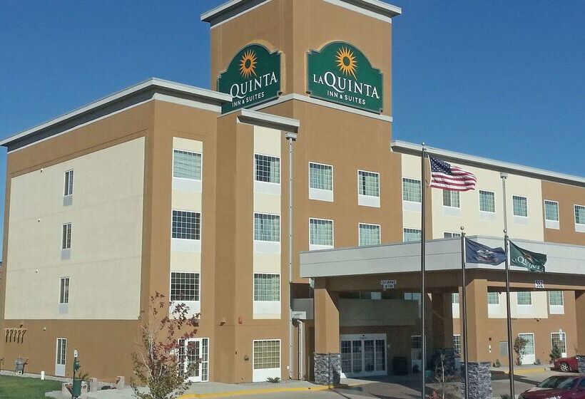 Отель La Quinta By Wyndham Dickinson