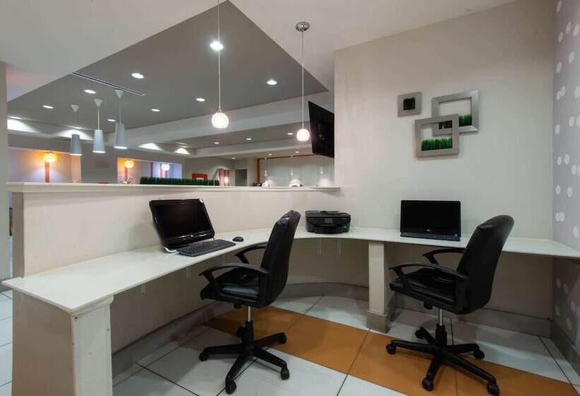 호텔 La Quinta By Wyndham Harrisburg Hershey