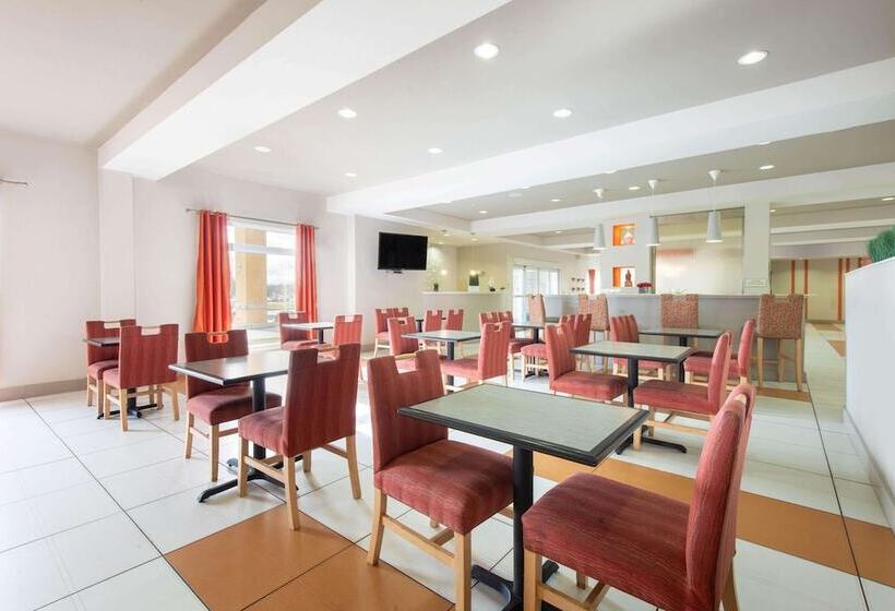 호텔 La Quinta By Wyndham Harrisburg Hershey