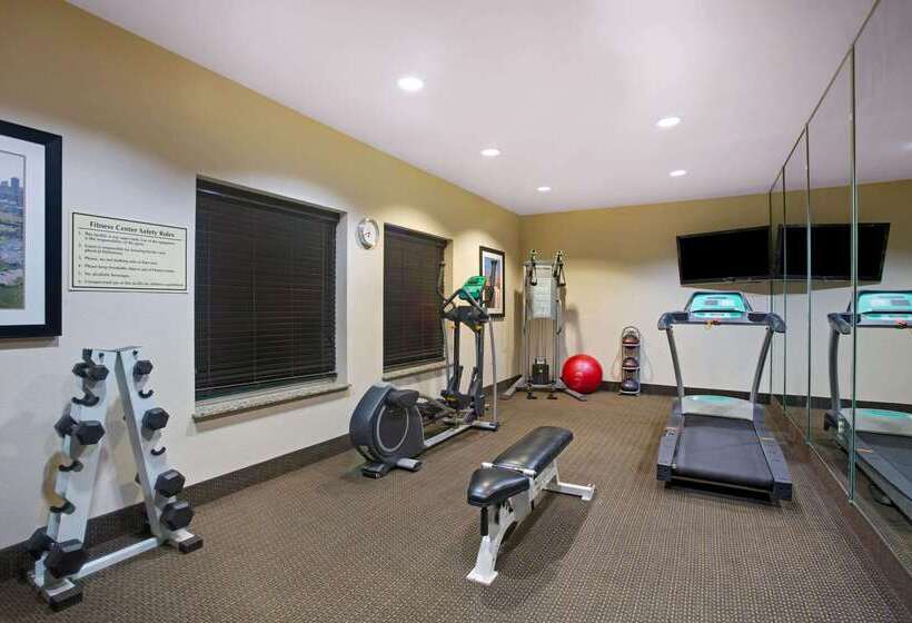 酒店 La Quinta By Wyndham Pearsall