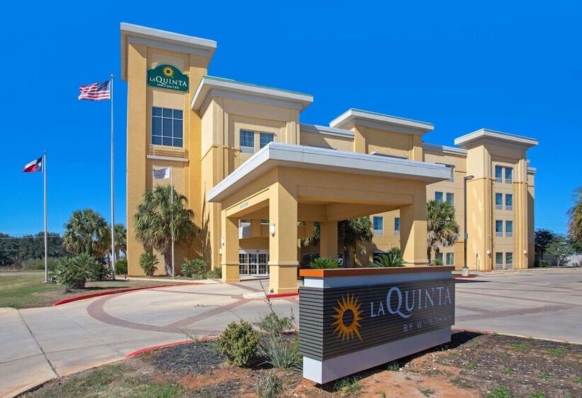 酒店 La Quinta By Wyndham Pearsall