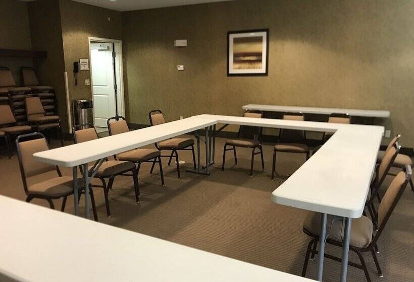 酒店 Highland Suites Extended Stay