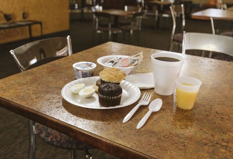 酒店 Highland Suites Extended Stay