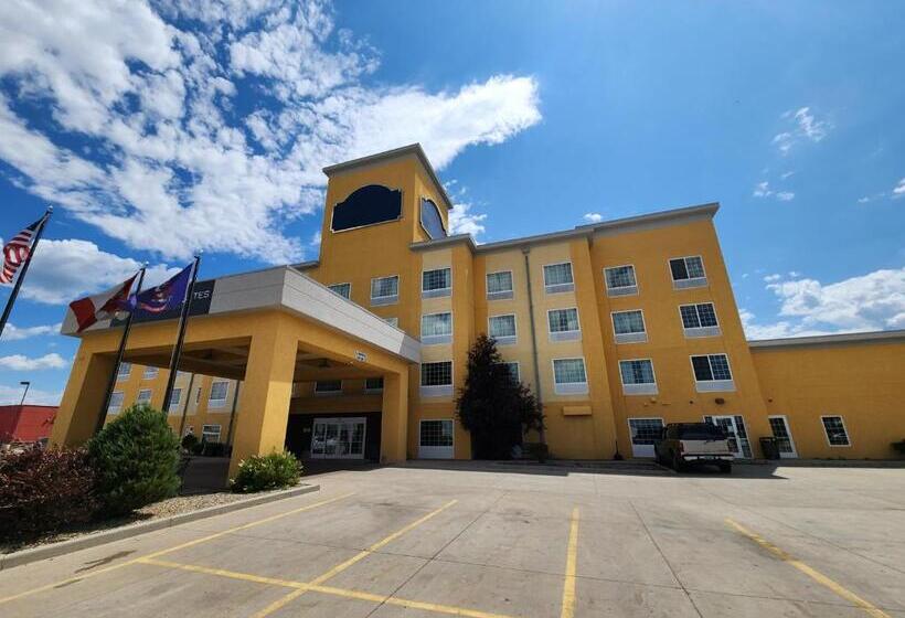 酒店 Highland Suites Extended Stay