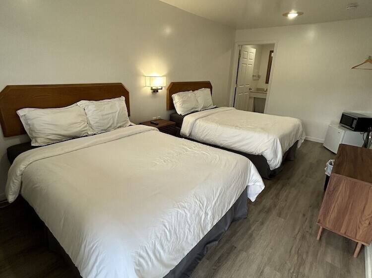 בית מלון כפרי Lake View Inn