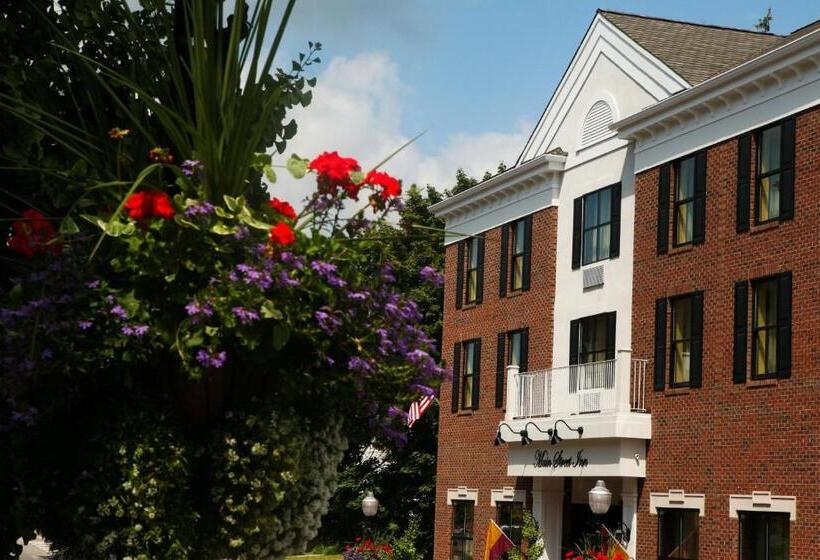 فندق Main Street Inn