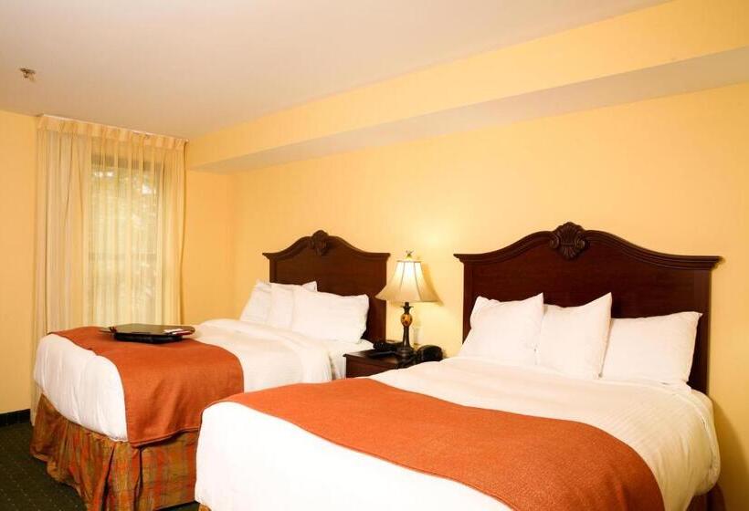 فندق Main Street Inn