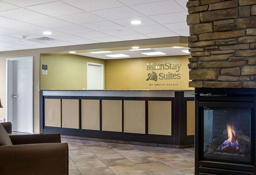 Отель Mainstay Suites Bismarck