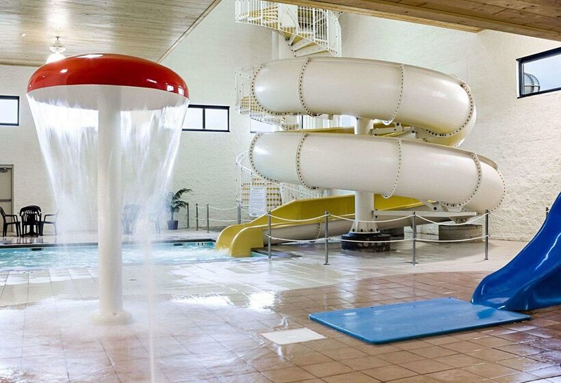 Отель Mainstay Suites Bismarck