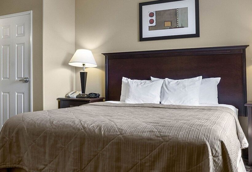 Отель Mainstay Suites Bismarck