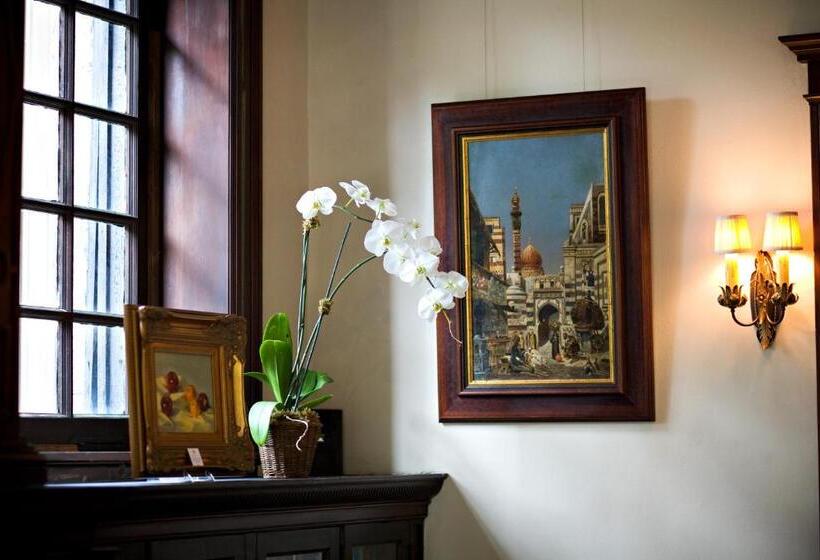 ホテル Mansions On Fifth