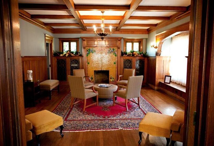 ホテル Mansions On Fifth