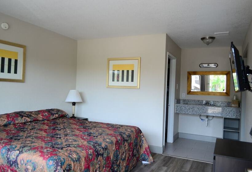 Отель Merit Inn And Suites