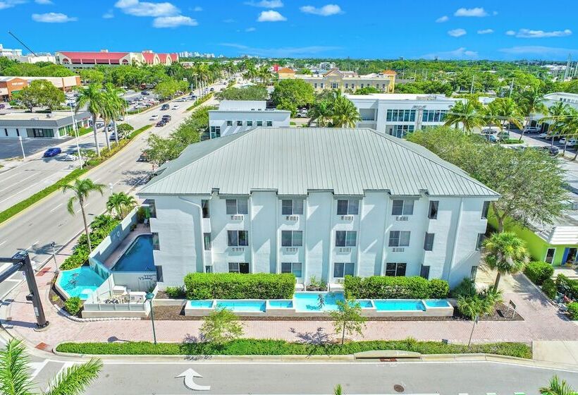 호텔 Naples Park Central