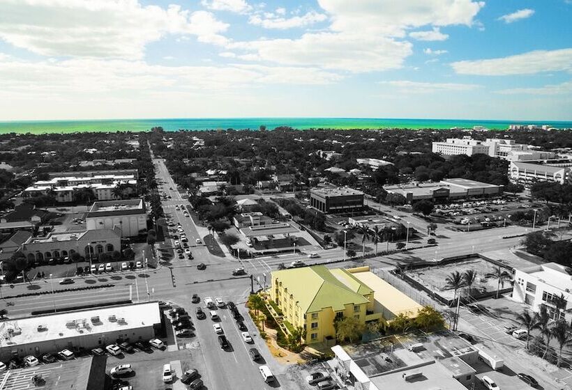 호텔 Naples Park Central