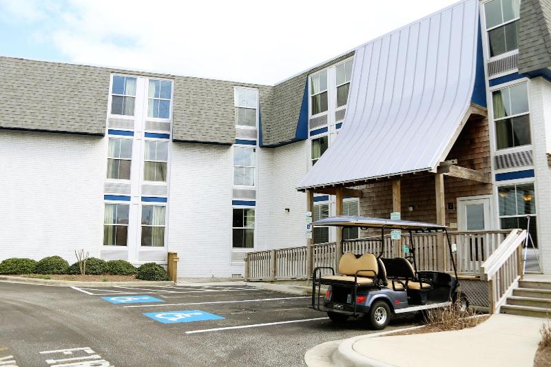 Ocean Sands Beach Boutique Inn   Stay By The Beach   Indoor Hotel   Saltwater Mineral Pool Open Unti