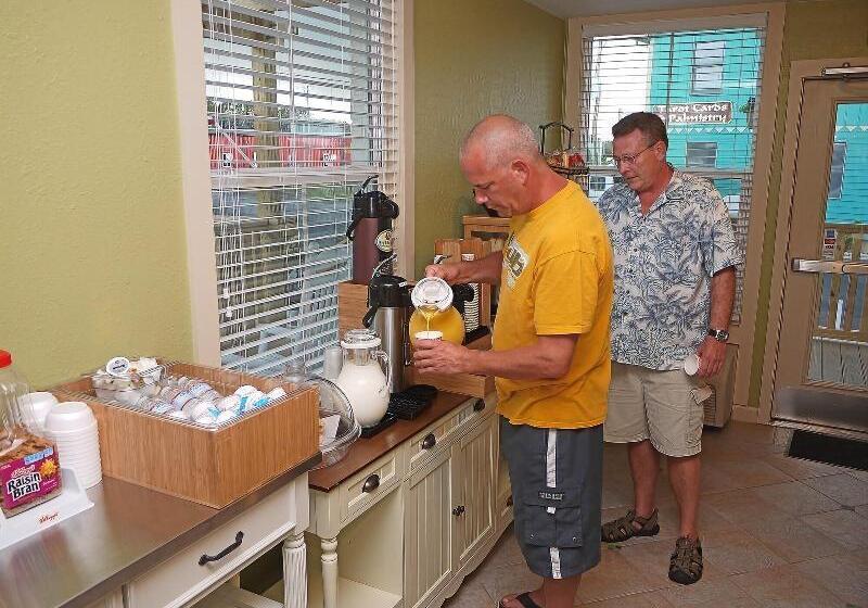 Ocean Sands Beach Boutique Inn   Stay By The Beach   Indoor Hotel   Saltwater Mineral Pool Open Unti