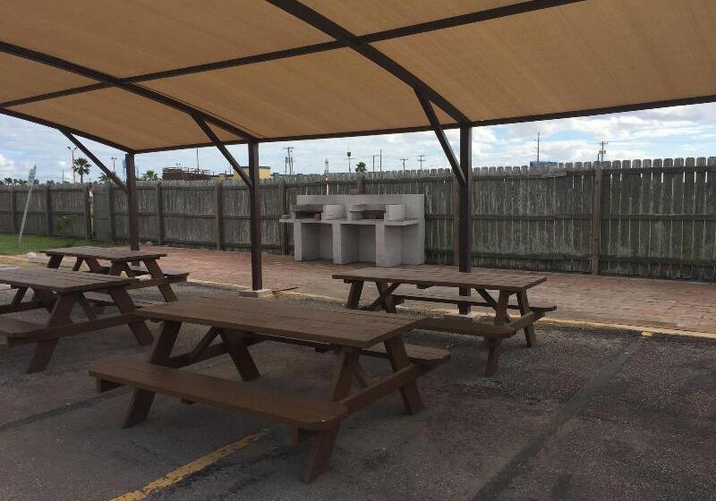 ホテル Port Isla Inn