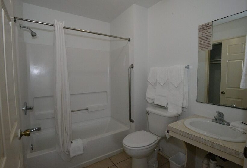 ホテル Port Isla Inn