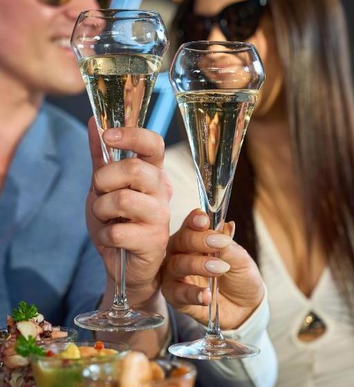 בית מלון כפרי Pullman Santiago Vitacura