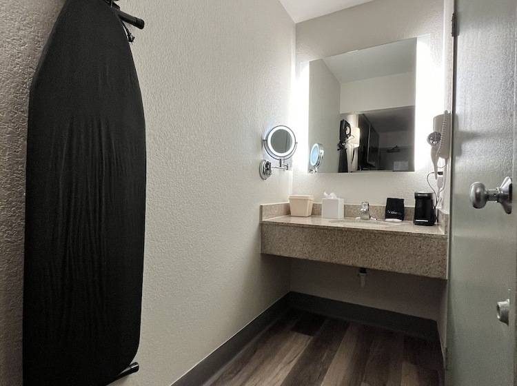 ホテル Quality Inn Elk Grove Sacramento