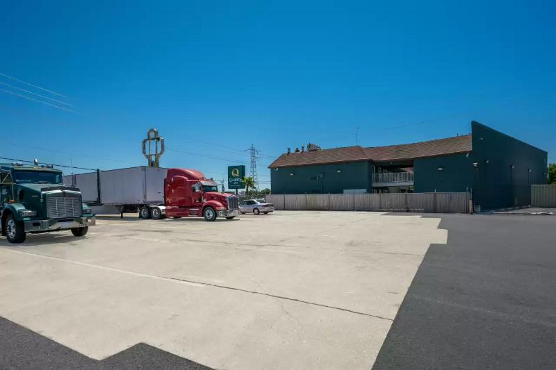 ホテル Quality Inn Elk Grove Sacramento