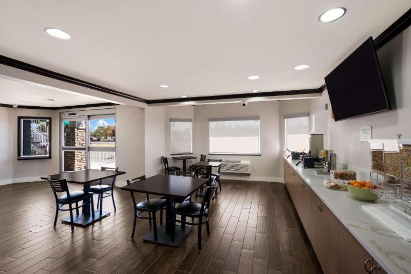 ホテル Quality Inn Elk Grove Sacramento