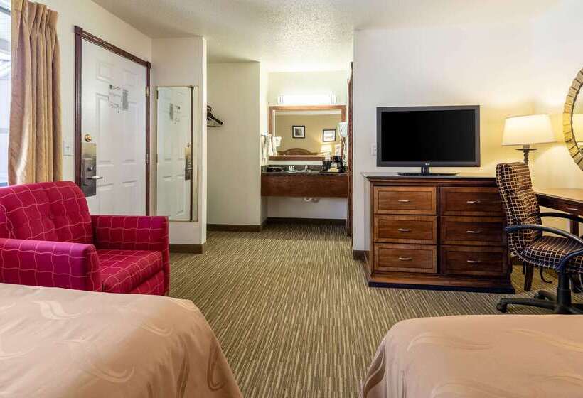 هتل Quality Inn Keystone Near Mount Rushmore