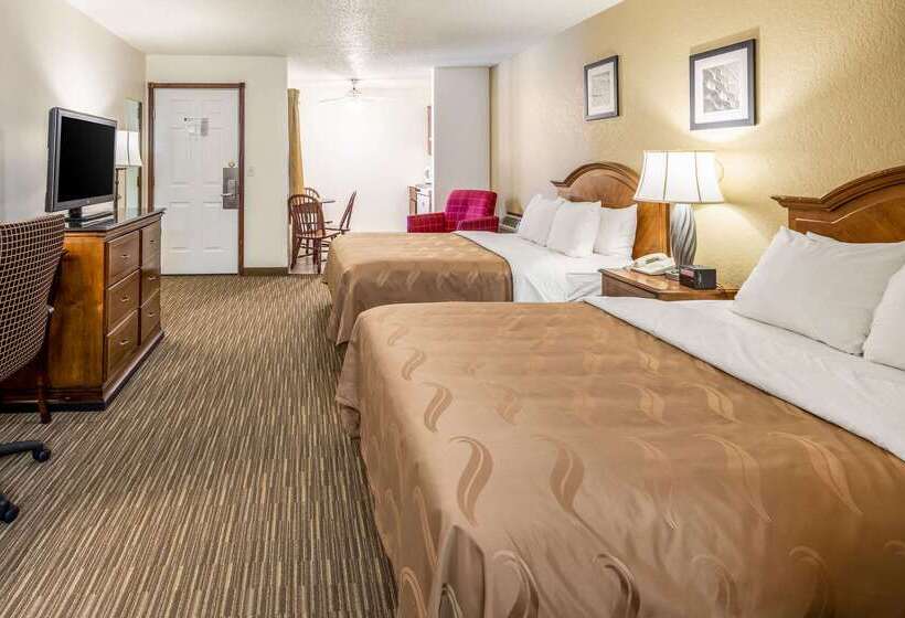 هتل Quality Inn Keystone Near Mount Rushmore