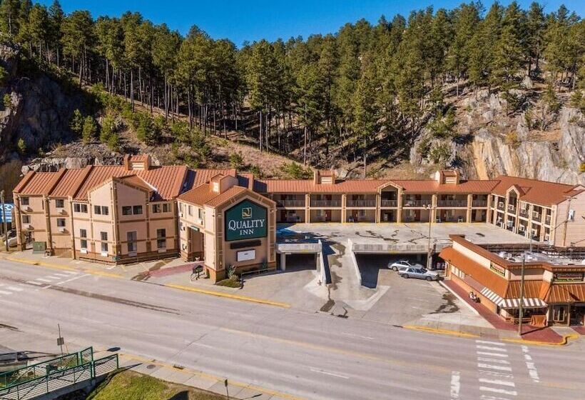 هتل Quality Inn Keystone Near Mount Rushmore