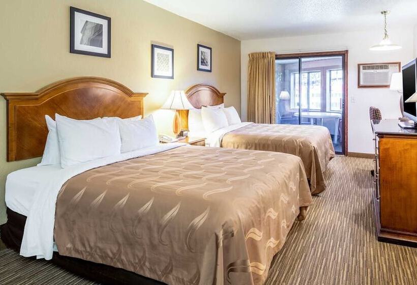 هتل Quality Inn Keystone Near Mount Rushmore