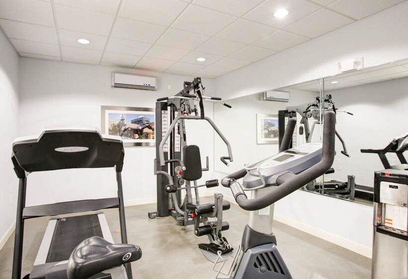 فندق Quality Inn & Suites Bryan College Station